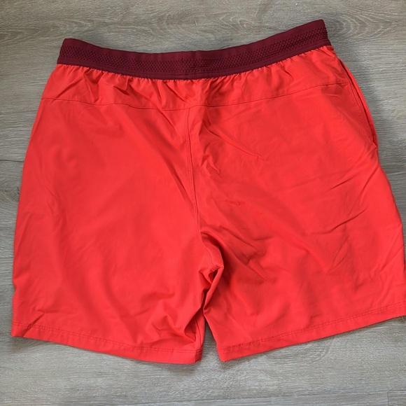 Fabletics Fundamental Shorts 7” - Picture 5 of 5